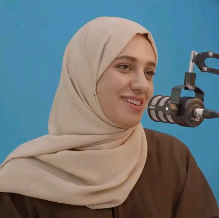 أكاديمية في جامعة عدن تكشف عن راتبها الشهري المتدني رغم تفوقها العلمي