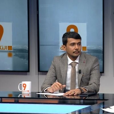ناطق لجنة الاعتصام: المهرة تُطوي أزمة الزايدي بتوافق مجتمعي وتُؤكد أولوية الاستقرار